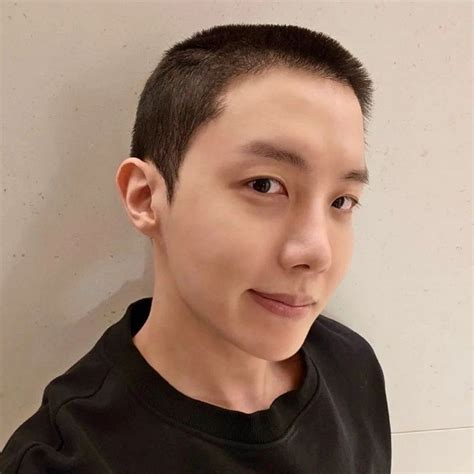 Bts Member J Hope Shows Off His Buzz Cut Ahead Of Military Enlistment