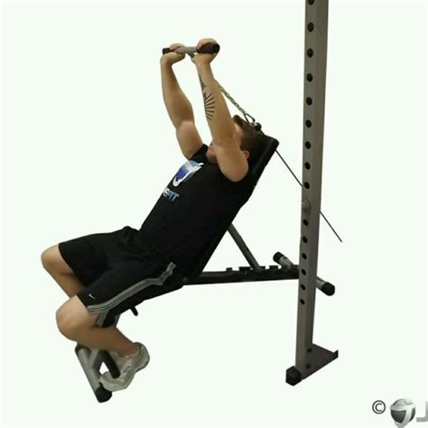 Cm Incline Bench Tricep Extension By Pavel B Exercise How To Skimble