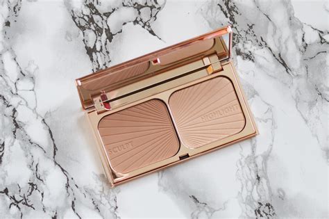 Simply Sarah: REVIEW | CHARLOTTE TILBURY FILMSTAR BRONZE AND GLOW