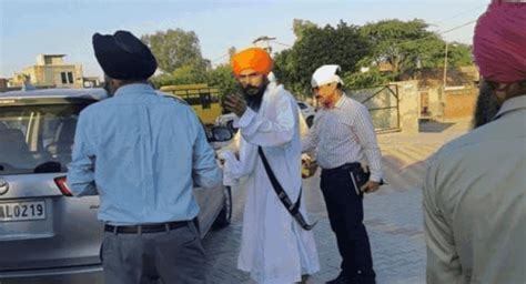 Amritpal News Waris Punjab De Chief Amritpal Singh Arrested Security