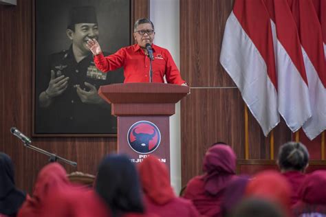 PDIP Jawab Kritik Surya Paloh Soal Revolusi Mental Jokowi Nasional