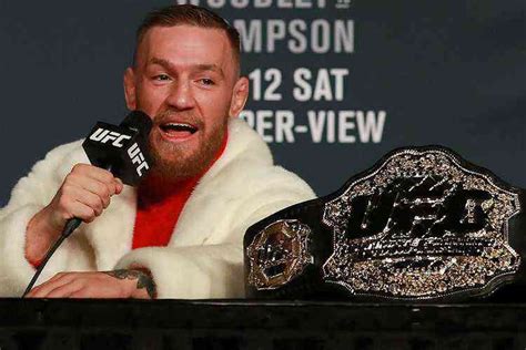 Dana White confirma que Conor McGregor perderá posto de campeão do UFC