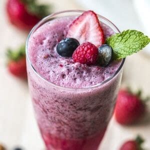 McDonald’s Wild Berry Smoothie Recipe: 3 Delicious Ideas - Kitchen Habit