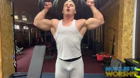 Watch Bodybuilder Crossdresser Muscle Ass In Bodybuilder Xxx Videos Mobile Bodybuilder