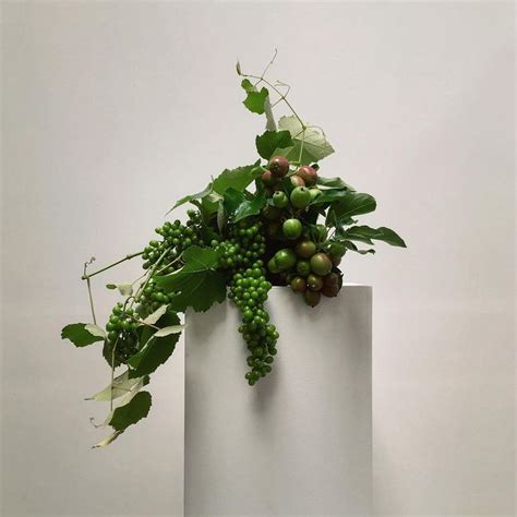 lisa cooper on Instagram: "7." in 2024 | Ikebana, Flower arrangements ...