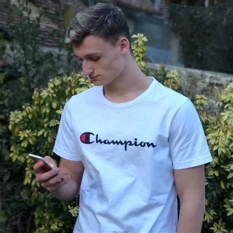 Eliott Lyrics, Songs, and Albums | Genius
