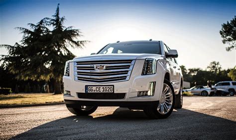 Cadillac Escalade im Test: Monster-Truck oder Edel-SUV?