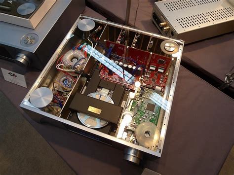 Wizard High-End Audio Blog: CH Precision D1 inside