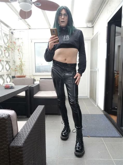 Davine Faces And Outfits Okt 22 38 Nude Pics XHamster