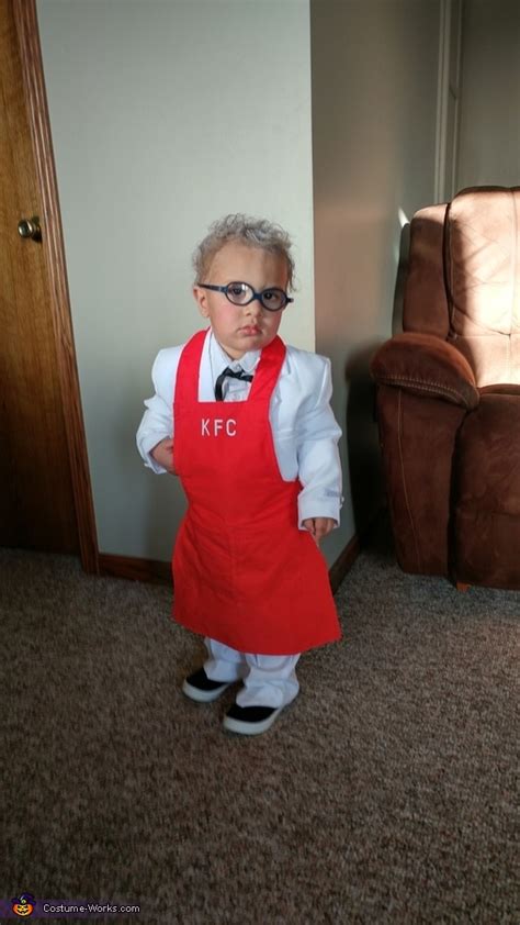 KFC Colonel Sanders Toddler Costume - Photo 3/3