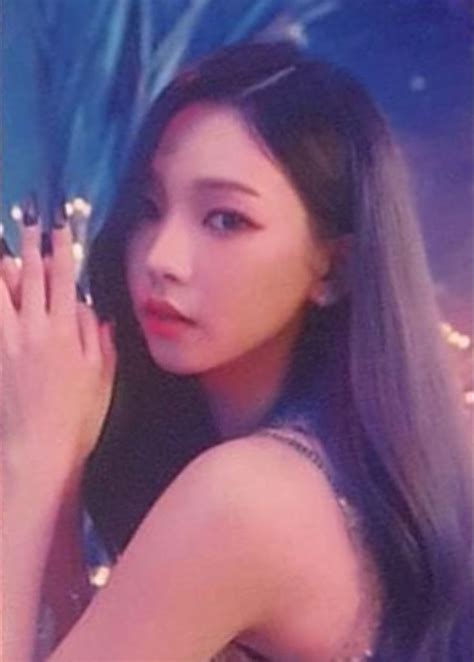 Aespa Karina Black Mamba Teaser Low Quality Photocard Karina Black