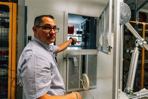 Der Weg zum Königstiger – zu Besuch bei der LAN Pro AG - FJH