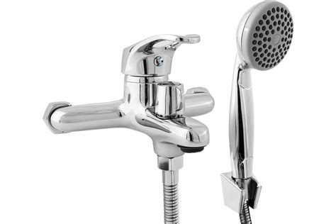 Смеситель для ванны СЛАВЕН с коротким литым изливом, переключатель ...