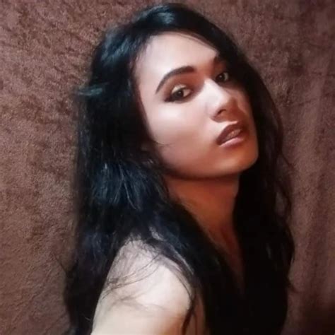 The Queen Is Largely Derived From This Work Shemale Porn Feat Reynaldo By FapHouse XHamster