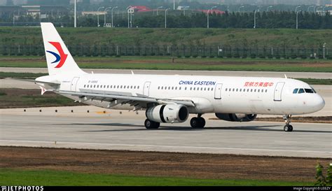 B 6886 Airbus A321 231 China Eastern Airlines LEEZY JetPhotos