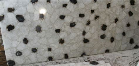 Black Island Quartz Best Manufacturers | Semi - Precious | Vihaan Stone