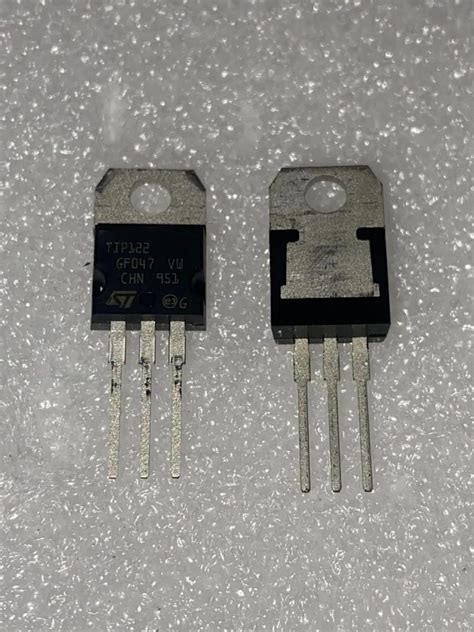 ST TIP122 transistors, NPN at Rs 15/piece in Mumbai | ID: 2852769479497