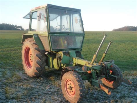 Fendt 275 GTF Geräteträger - technikboerse.com