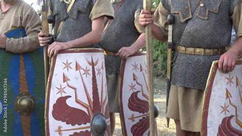 The Roman soldiery, legion, century, army. Roman military Equipment ...