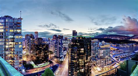 Downtown Vancouver by Alexis Birkill