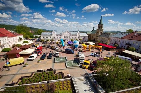 Sanok Miasto Ikon I Beksi Skiego Bez Paszportu