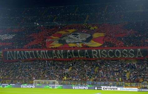 Milan Inter Le Coreografie Più Belle Del Derby Di Milano Foto