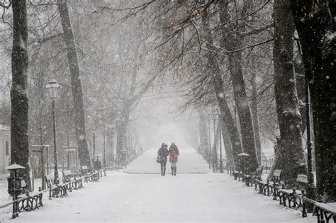 Pogoda na listopad 2019 ŚNIEG i MRÓZ w Polsce To nieuniknione ESKA pl