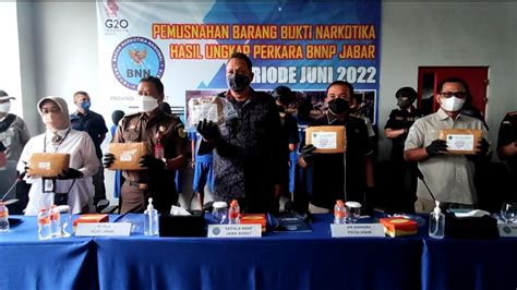 BNNP Jabar Tangkap 5 Pelaku Pengedar Ganja Dan Sabu