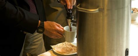 Coffee Doesn T Cause Cancer But Extremely Hot Drinks Might Says Who Sciencealert