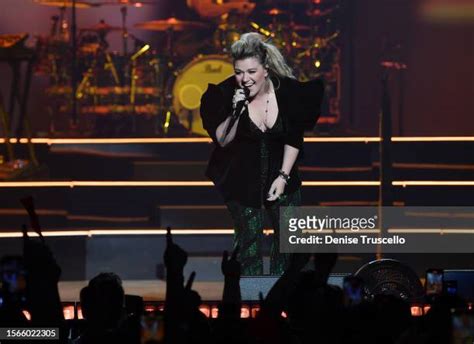 2,255 Kelly Clarkson Vegas Stock Photos, High-Res Pictures, and Images - Getty Images