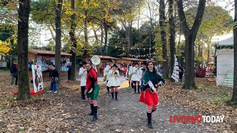 Inaugurato Il Villaggio Di Natale In Villa Fabbricotti