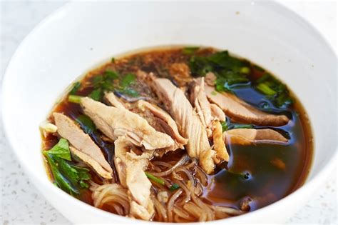 Premium Photo Chinese Roast Duck Noodle Soup Recipe