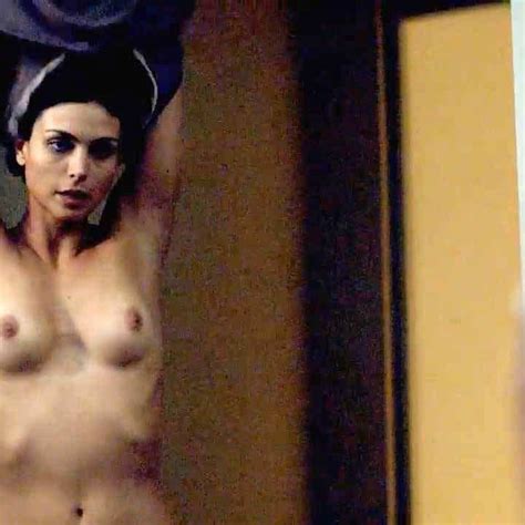 Morena Baccarin Nude Tits Making Out On Xhamster