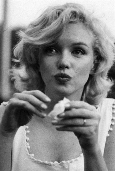 Pin By Moobil On Vintage And Retrô Rare Marilyn Monroe 60s Photos