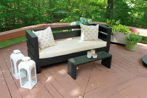 Easy Modern Outdoor Sofa Kreg Tool