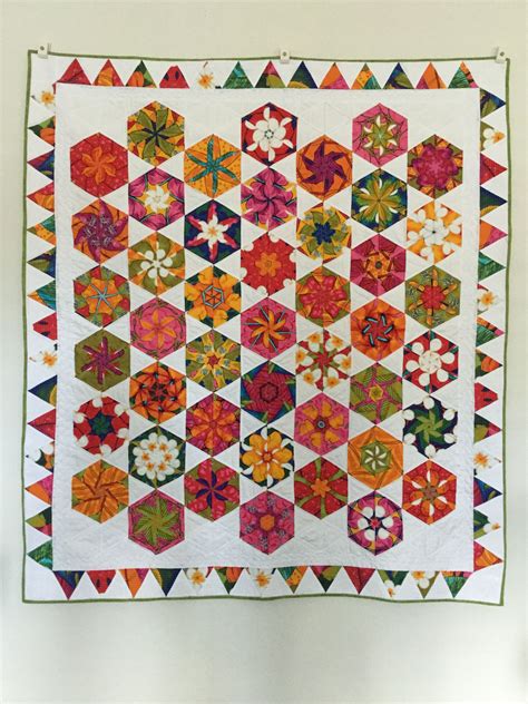 A Stack And Whack Kaleidoscope Quilt In Kaleidoscope Quilt