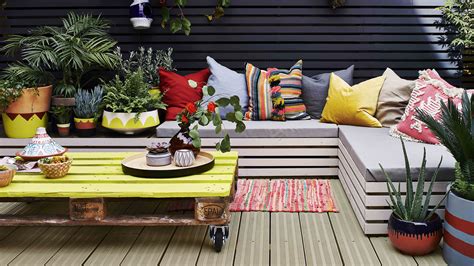 Creative Backyard Pallet Garden Ideas To Transform Your Outdoor