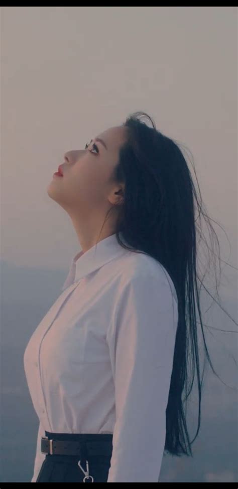 Olivia Hye Egoist Wallpaper Loona Olivia Hye Women Olivia