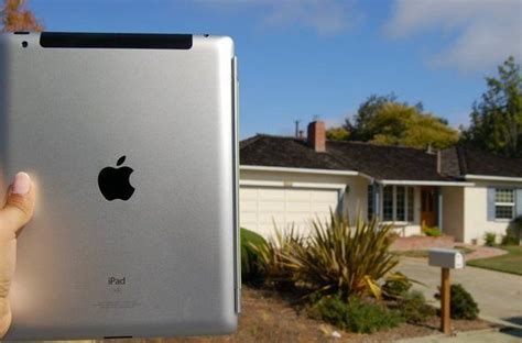 Steve Jobs' Childhood Home Draws Tourists As Stepmom Laments ...