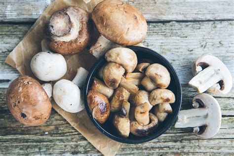 How To Properly Dehydrate Mushrooms At Home