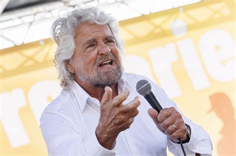 Cosa farà Beppe Grillo ora che il M5s ha votato per eliminare il garante