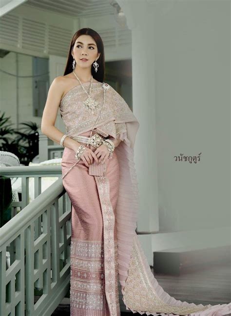 Pin By Priya Avi Sasi On Thai Traditional Dresses Thai Wedding Dress