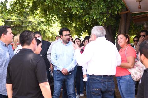 Gobernador Y Alcalde Entregan Apoyos Econ Micos A Familias Afectadas