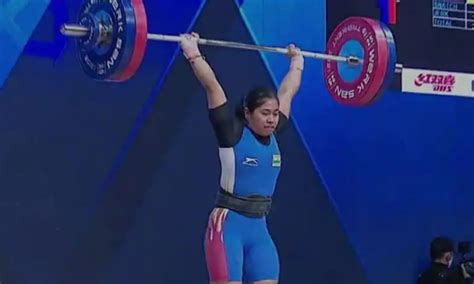 Commonwealth Games Bindyarani Devi Bags Silver In Women S Kg