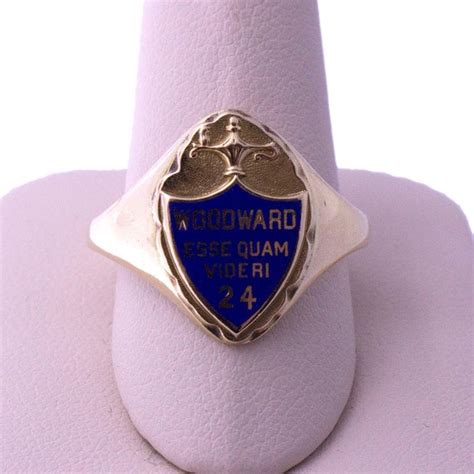 Woodward 1924 Class Ring Gem