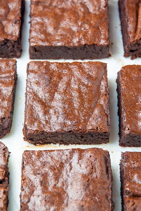 Healthier Flourless Fudge Brownies Baker By Nature Brownie Recipes