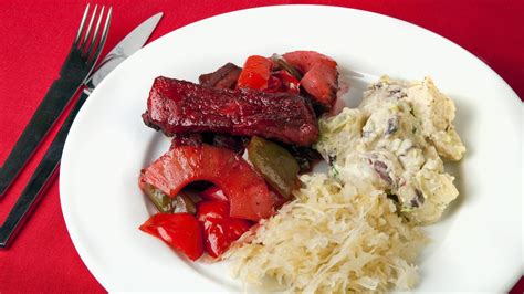 Best Slow Cooker Country Style Ribs And Sauerkraut Recipes