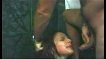 Kinga Barjo Puta húngara obediente abofeteada azotada y meada XVIDEOS