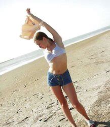 Fledgling Beach Disrobe ZB Porn