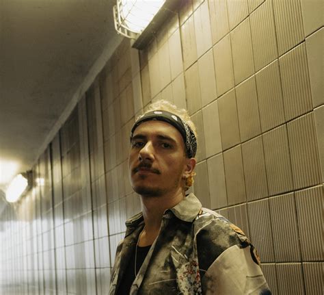 New Music Four Four Premiere Bad Boombox MC Yung Lil Shakeit Hot Meal Records Four